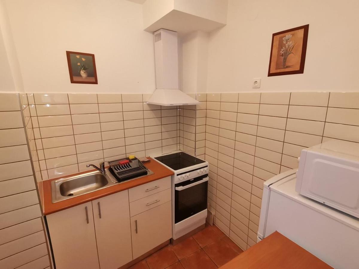 Carpe Diem Apartment Hajdúszoboszló Buitenkant foto