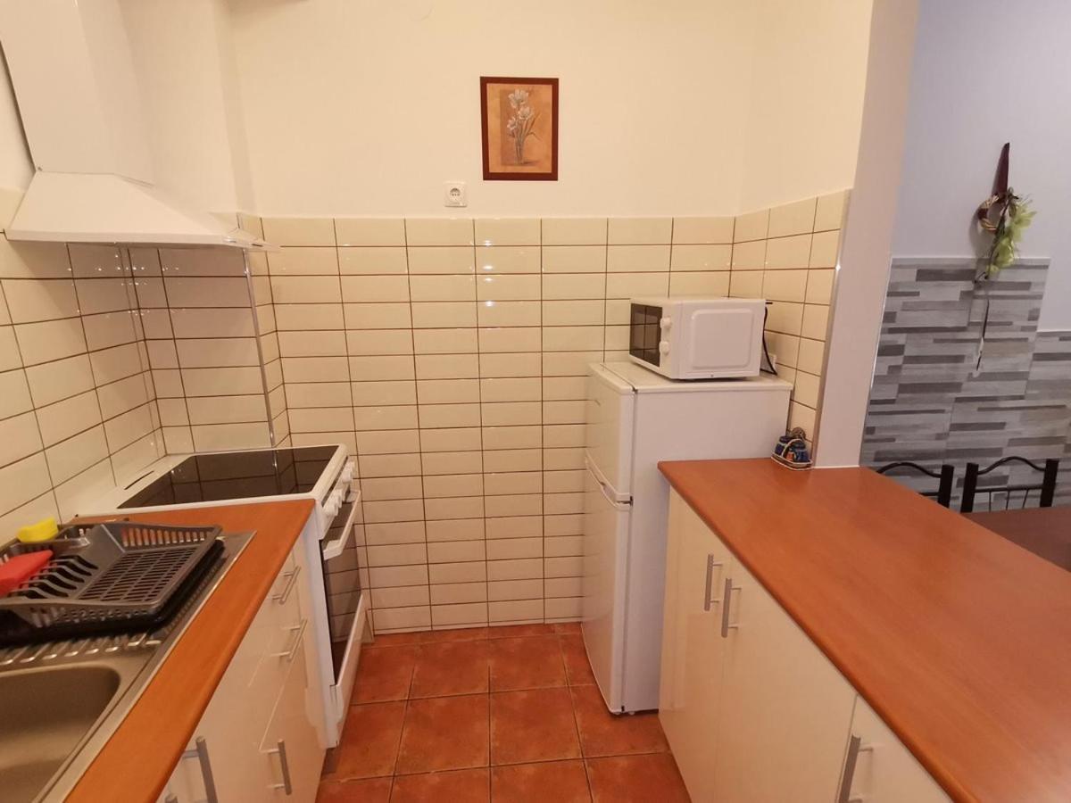 Carpe Diem Apartment Hajdúszoboszló Buitenkant foto