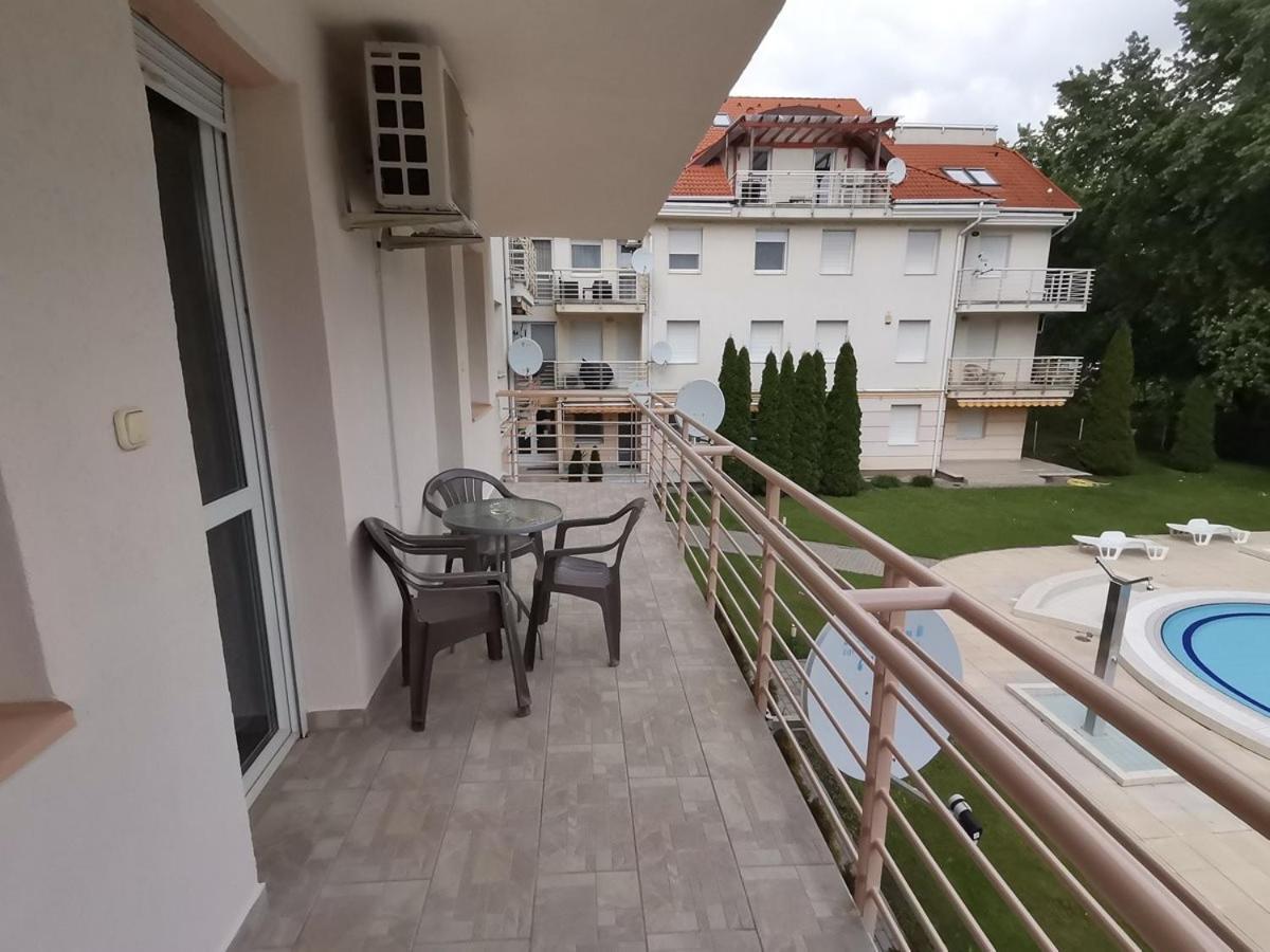 Carpe Diem Apartment Hajdúszoboszló Buitenkant foto