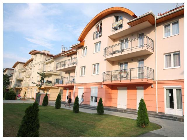 Carpe Diem Apartment Hajdúszoboszló Buitenkant foto