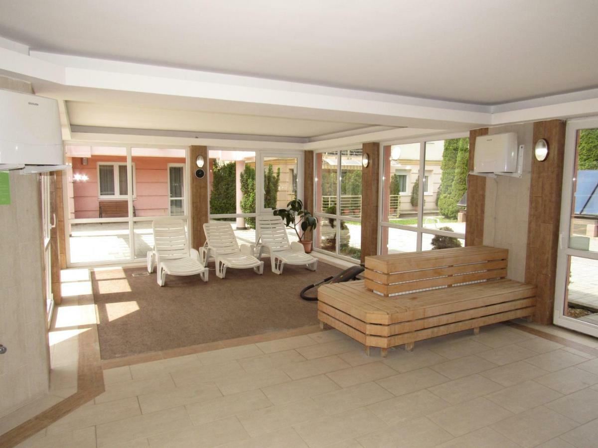 Carpe Diem Apartment Hajdúszoboszló Buitenkant foto
